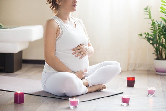 Pourquoi l’huile essentielle est interdite pour les femmes enceintes ?