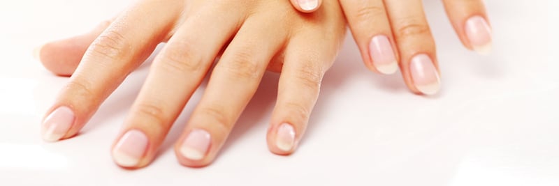 7 solutions naturelles pour fortifier les ongles fragiles
