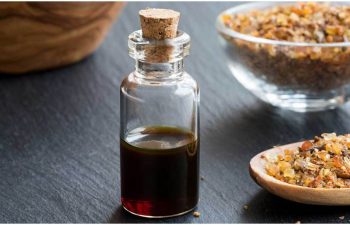 huile-essentielle-myrrh